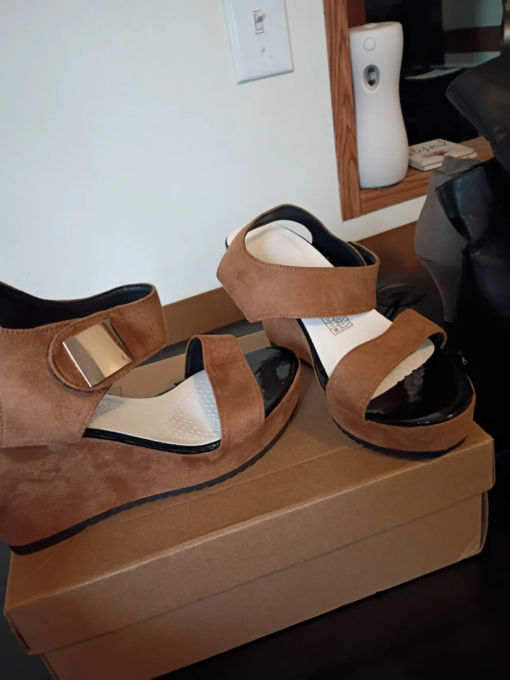 Women’s Brown Suede Strappy Platform Sandals